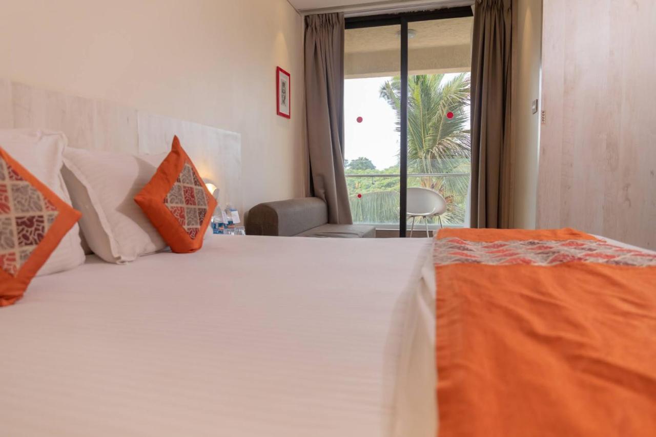 Hotel Citrus Prime Candolm, Goa カンドリム エクステリア 写真