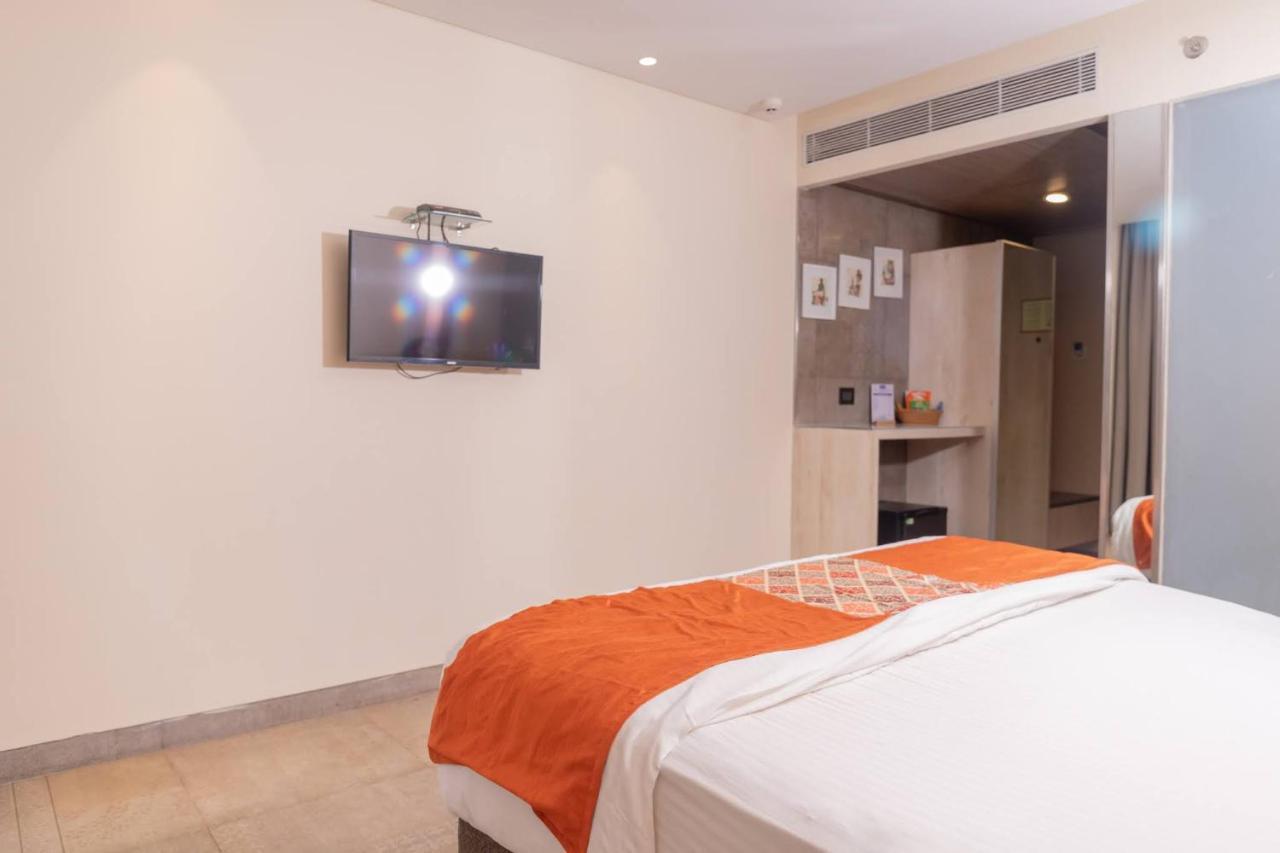 Hotel Citrus Prime Candolm, Goa カンドリム エクステリア 写真