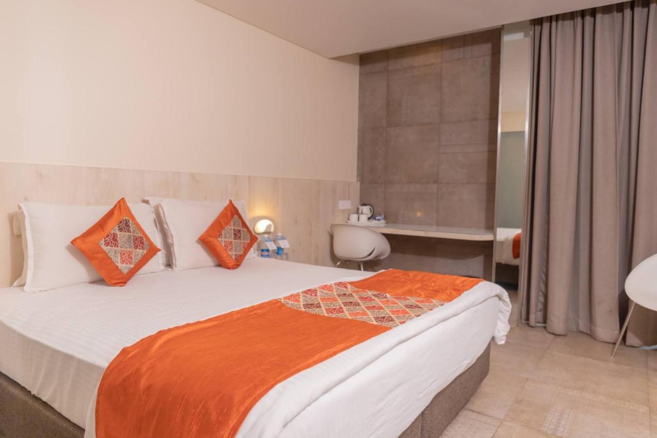 Hotel Citrus Prime Candolm, Goa カンドリム エクステリア 写真