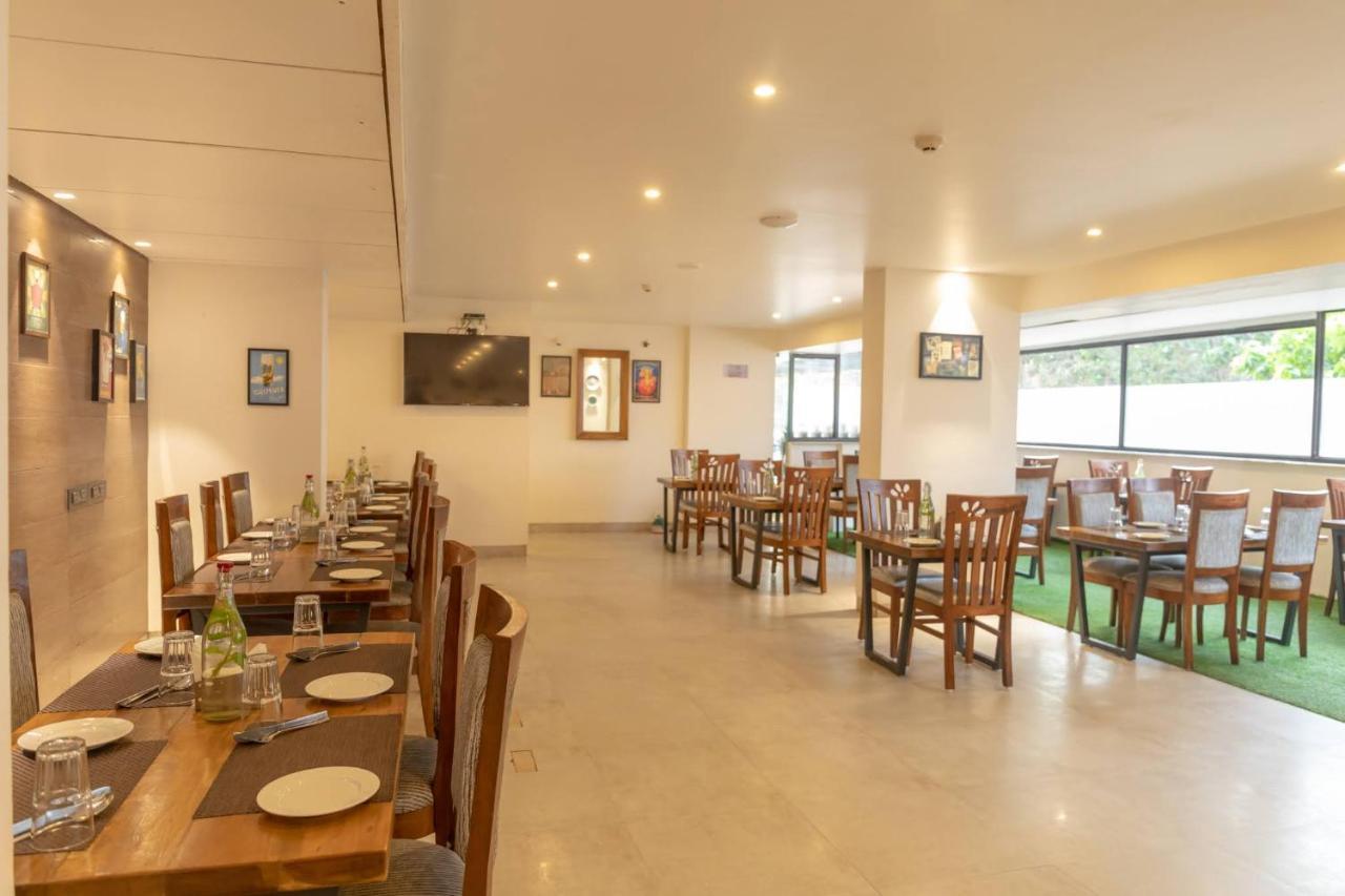 Hotel Citrus Prime Candolm, Goa カンドリム エクステリア 写真